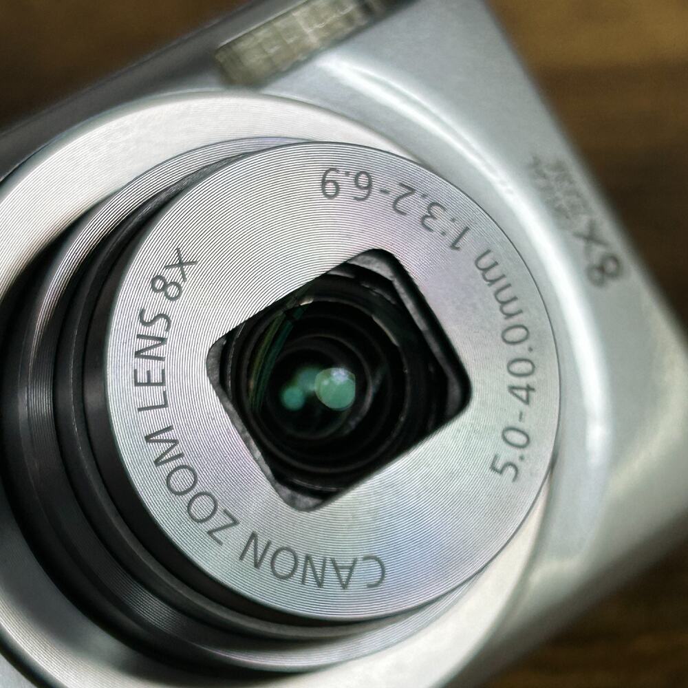 Canon PowerShot ELPH 135 16MP Silver Digital Camera Tested w/ Charger Box Case - Picture 4 of 14